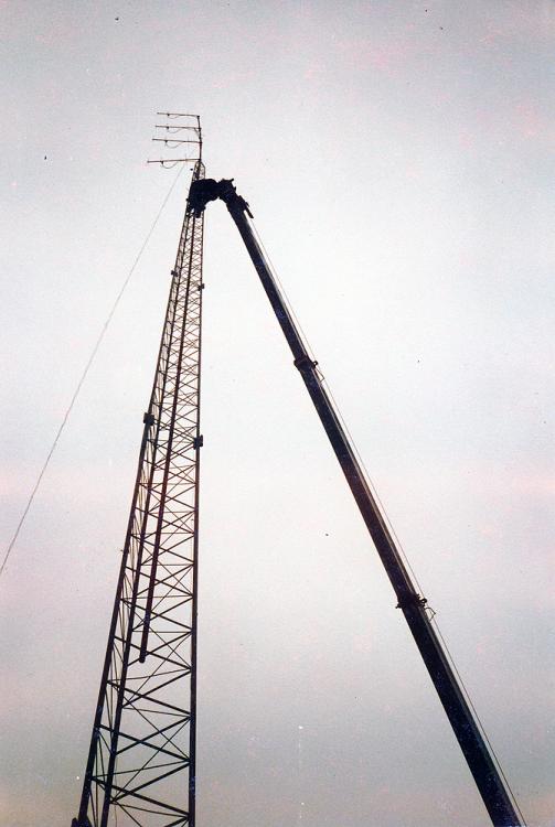 Delta 091 mast.jpg