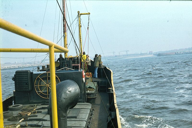 D D33 11-6-1978 Aegir vlak voor het binnenvaren van Scheveningen.jpg