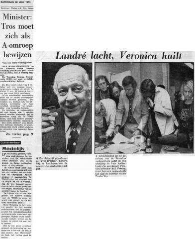 1974-07-20 RG Veronica huilt, Landre lacht.jpg