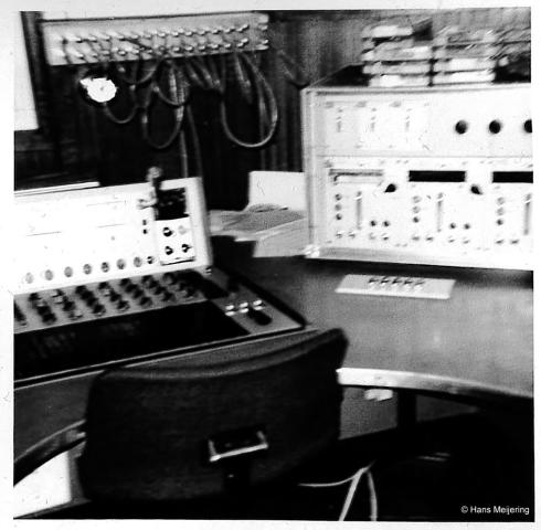 1973 Veronica studio5_03 a.jpg