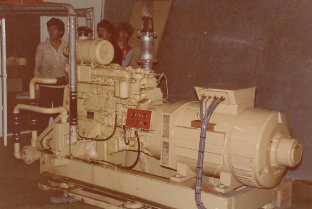 MAN generator Ross Revenge 1983 Gerard van Dam, Peter Chicago.jpg