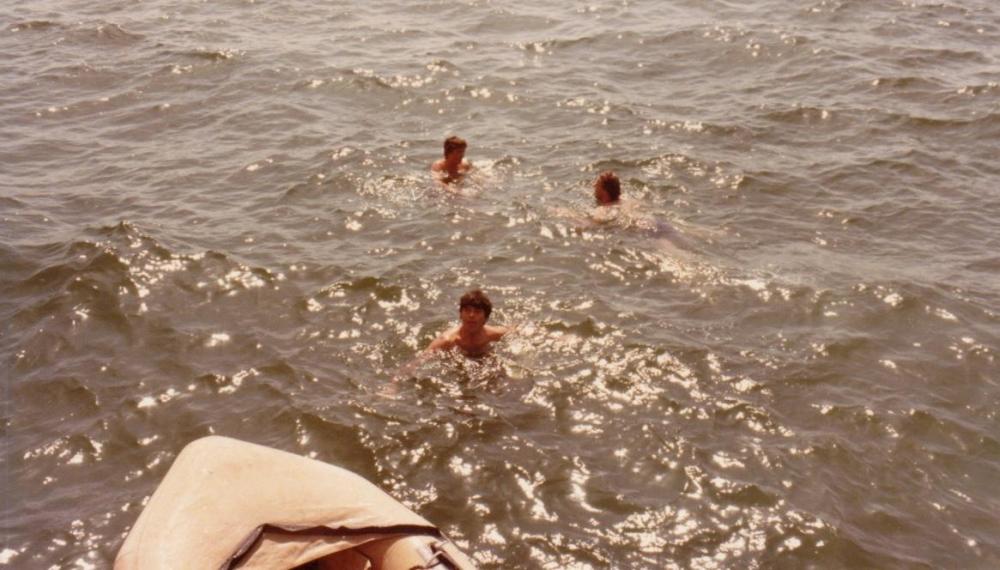Swimming Peter Chicago, Grant Benson,Marjo, Ross Revenge 1984.jpg
