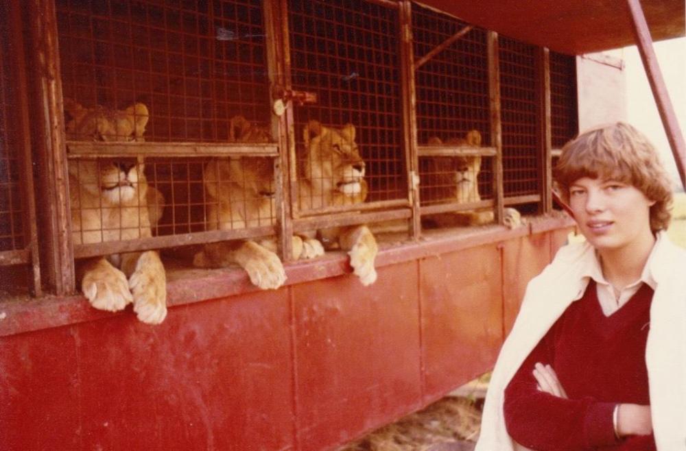 Marjo, circus Barelli , België 1980.jpg