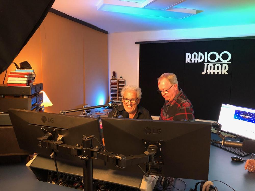 1967939528_2019-09-01-Radio100Jaar(3).thumb.jpg.b10dd622c21ebfb0f755553f3a9b30ac.jpg