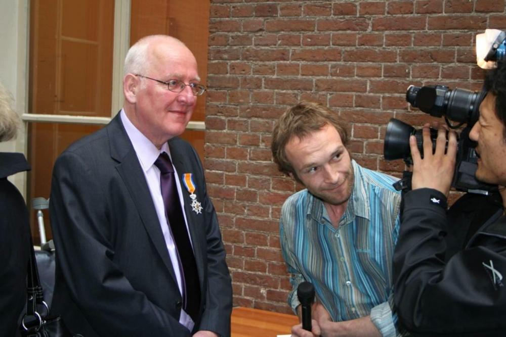 Hans Knot onderscheiding.jpg