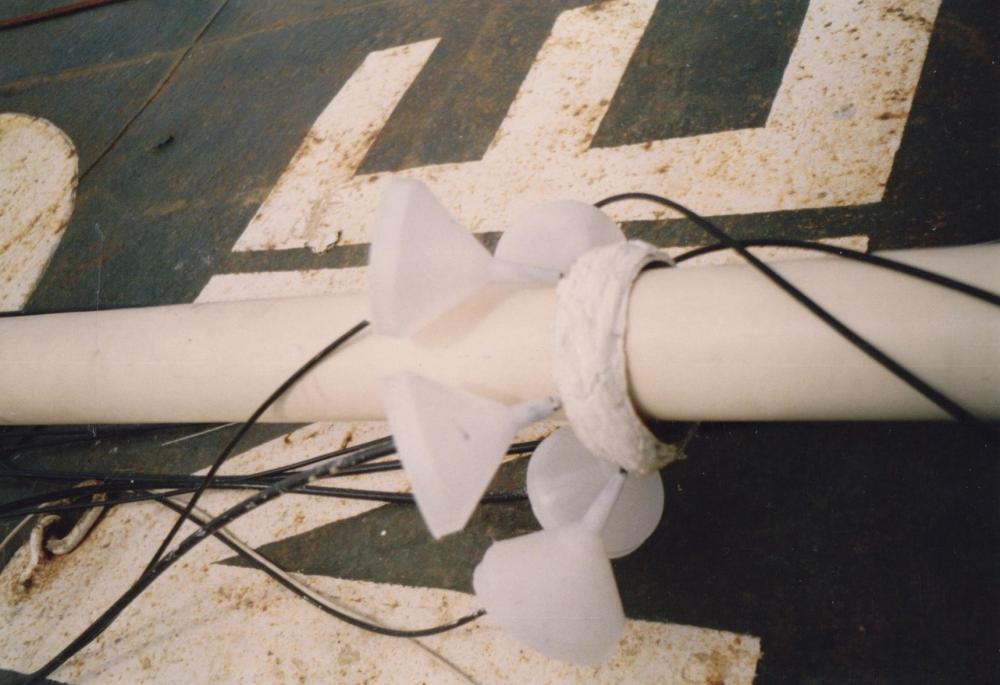 fiberglass  mast Ross Revenge 1988 2.jpg