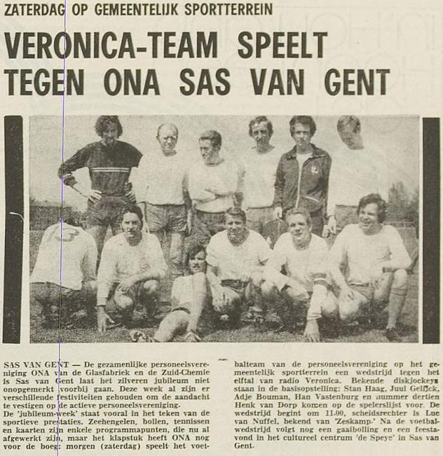 19721027 PZC Veronica team speelt tegen ONA Sas van Gent.jpg