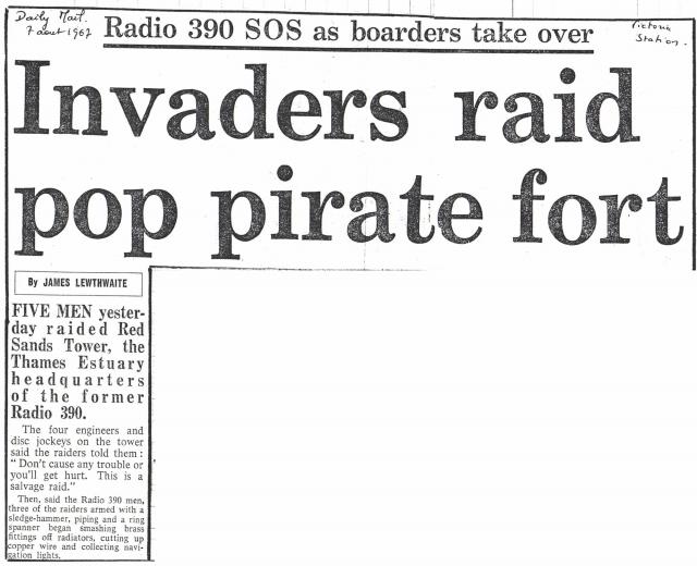 19670807 Daily Mail Invaders raid pop pirate fort.jpg