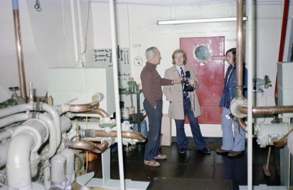 75-12-26 mebo-2 generator ruimte.jpg