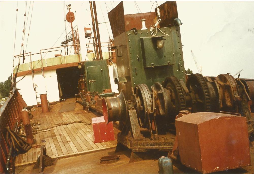 Norderney Zaandam dek met lieren.jpg