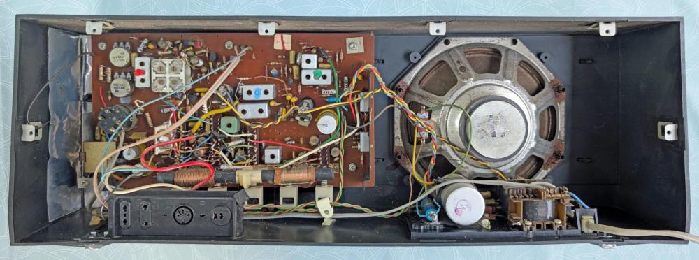 Philips 22RB381 03E (5).jpg